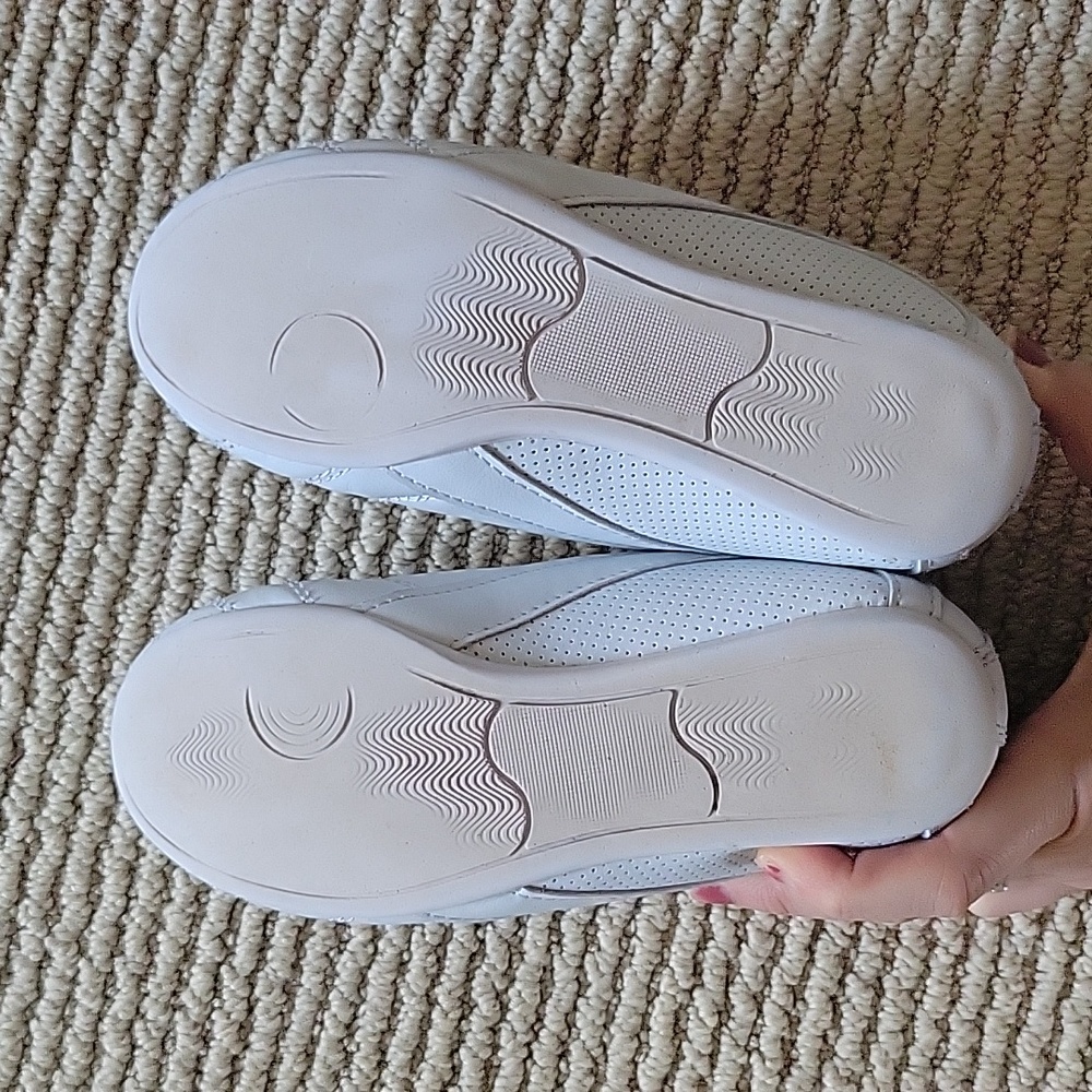 Kids Size 4 Taekwondo Shoes - Picture 5 of 7